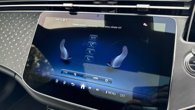 Mercedes-Benz E-Class E300de AMG Line Premium 4dr 9G-Tronic [Pan Roof] Saloon